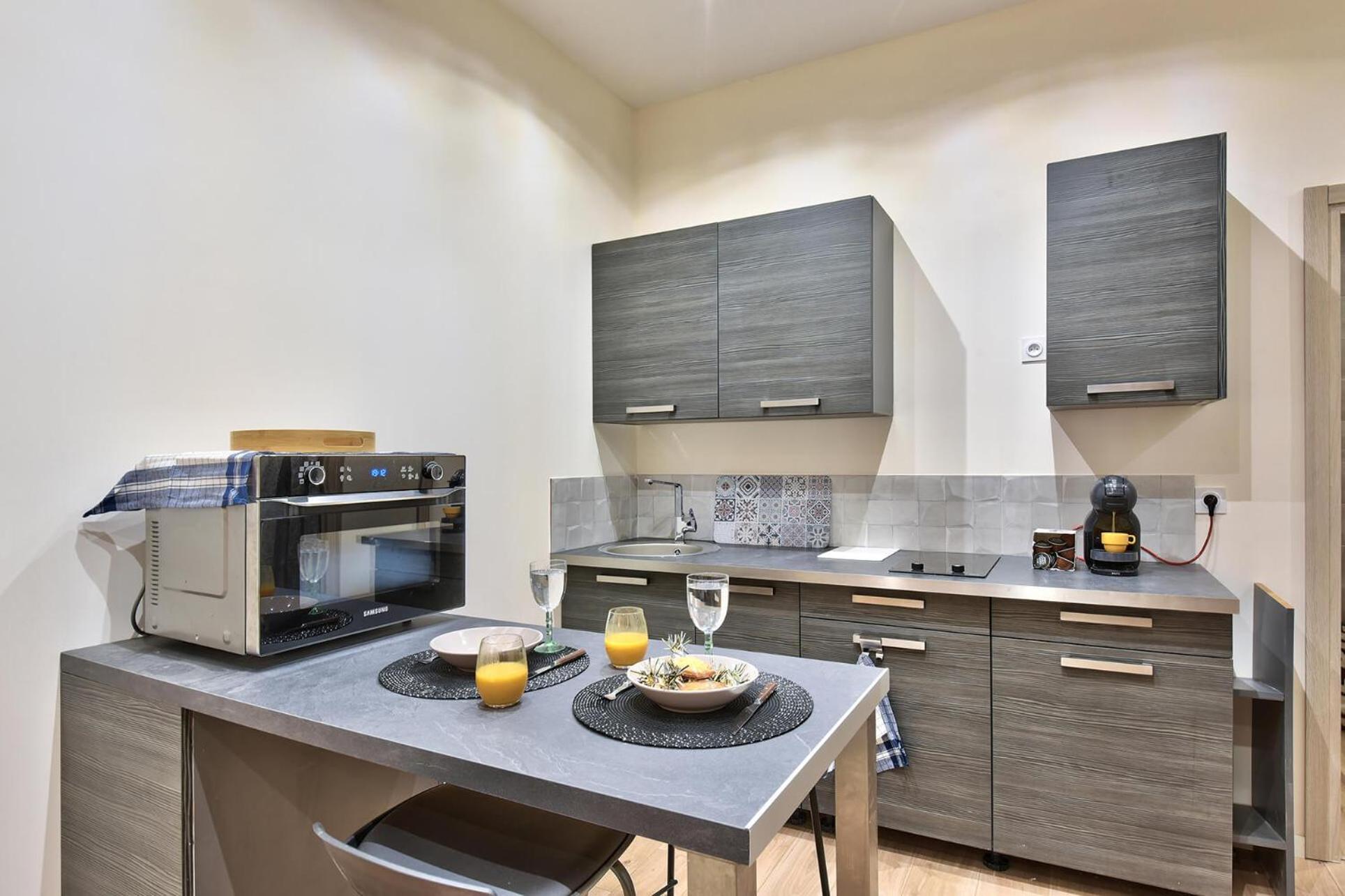 L'appart Chic - Terrasse - Proche Lyon & Tram *