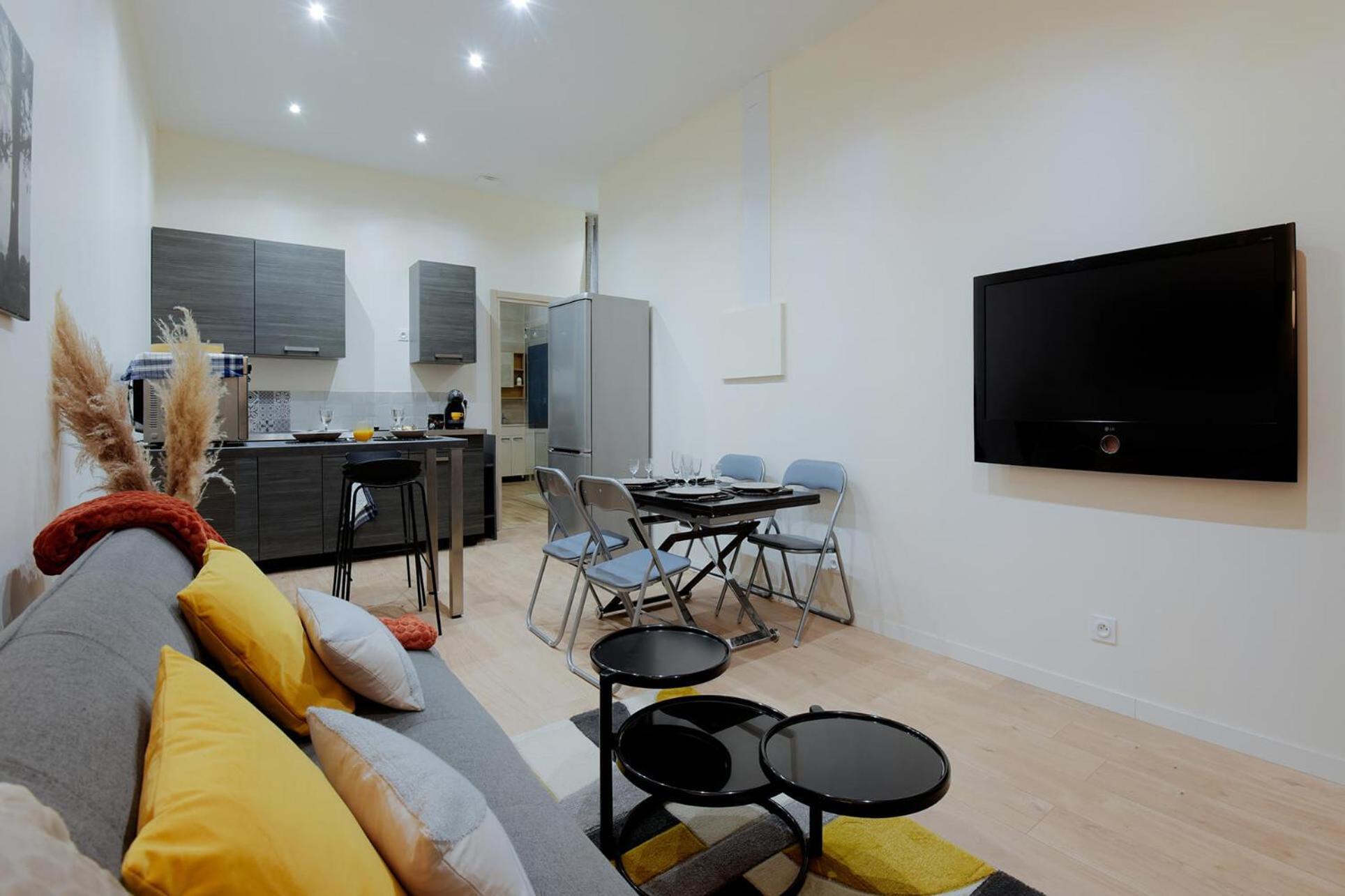 L'appart Chic - Terrasse - Proche Lyon & Tram * Villeurbanne
